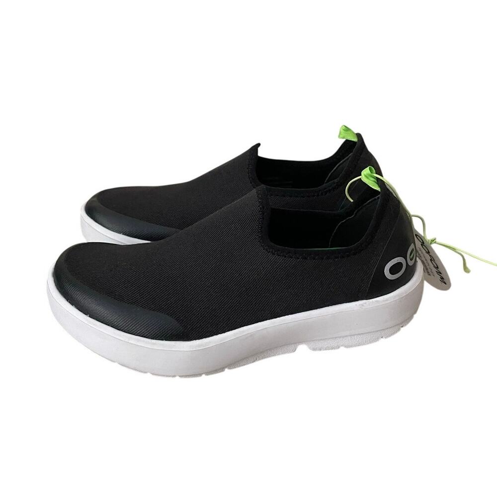 Newt OOFOS Oomg Eezee Womens Size 5 Black White Slip On Shoes